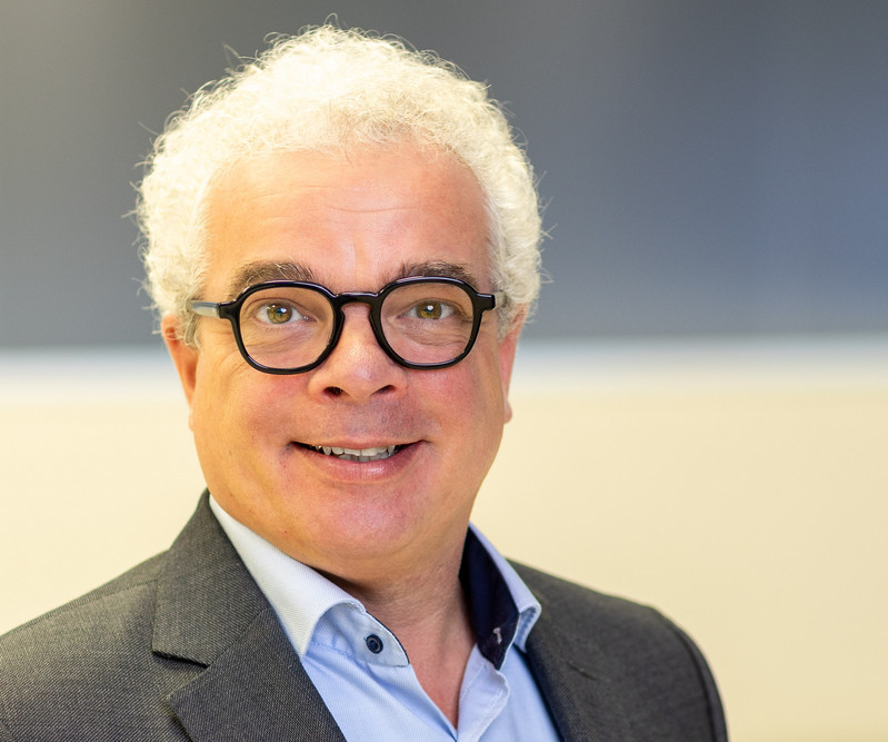 Dr. Claudius da Costa Gomez